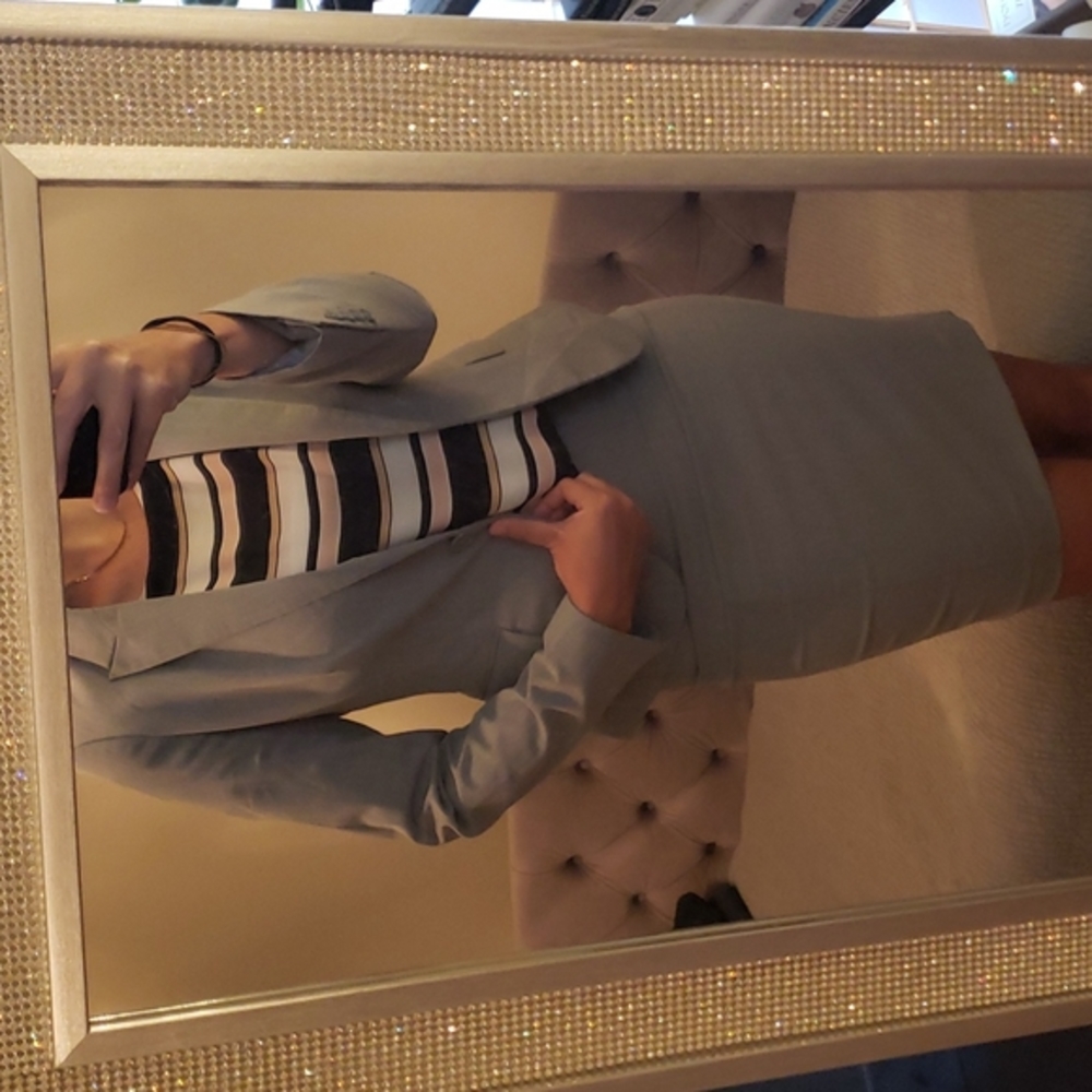 Express skirt suit, size 6